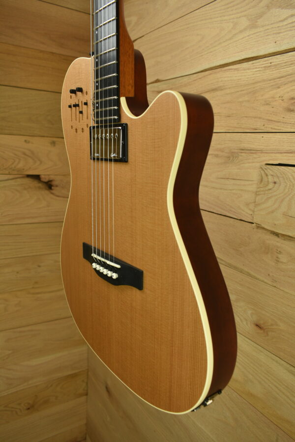 Godin A6 Ultra 2022 - Natural