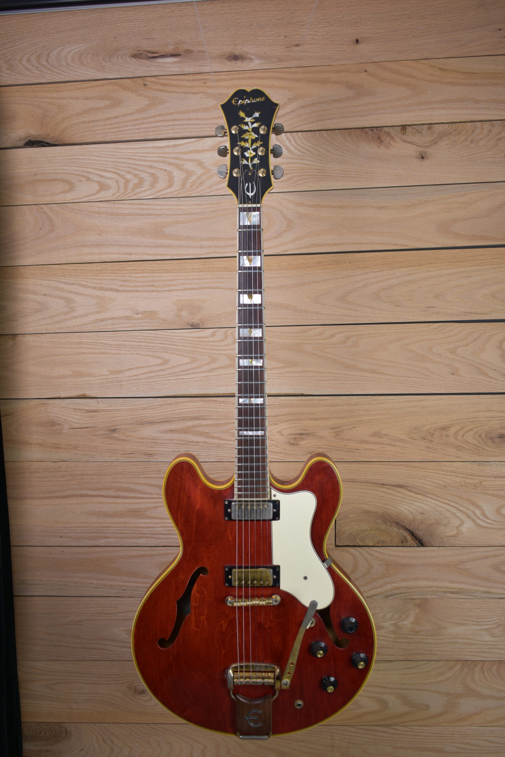 Epiphone Sheaton 1969